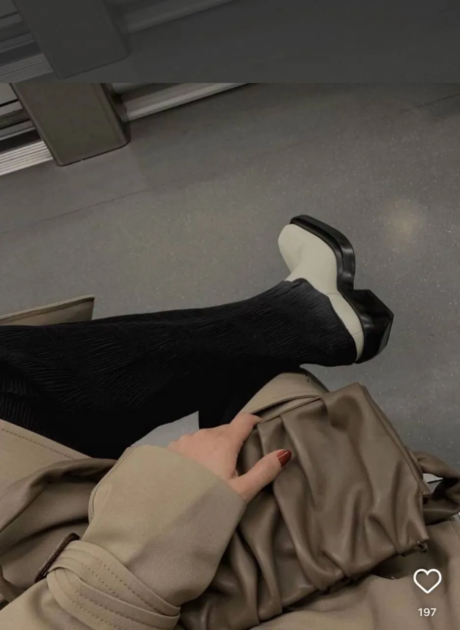 Ботинки Bottega Veneta Lean Boots белые, размер 39 4