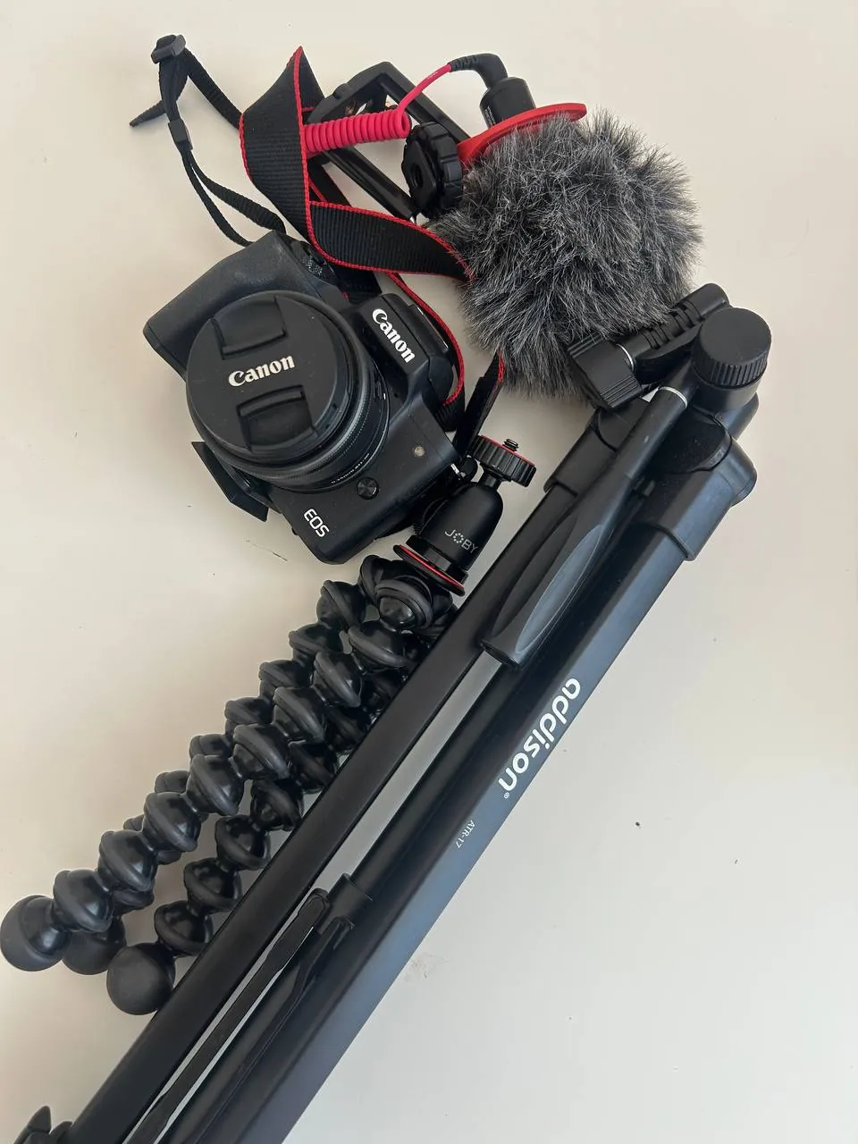Комплект Canon EOS M50 Mark II с объективом 2