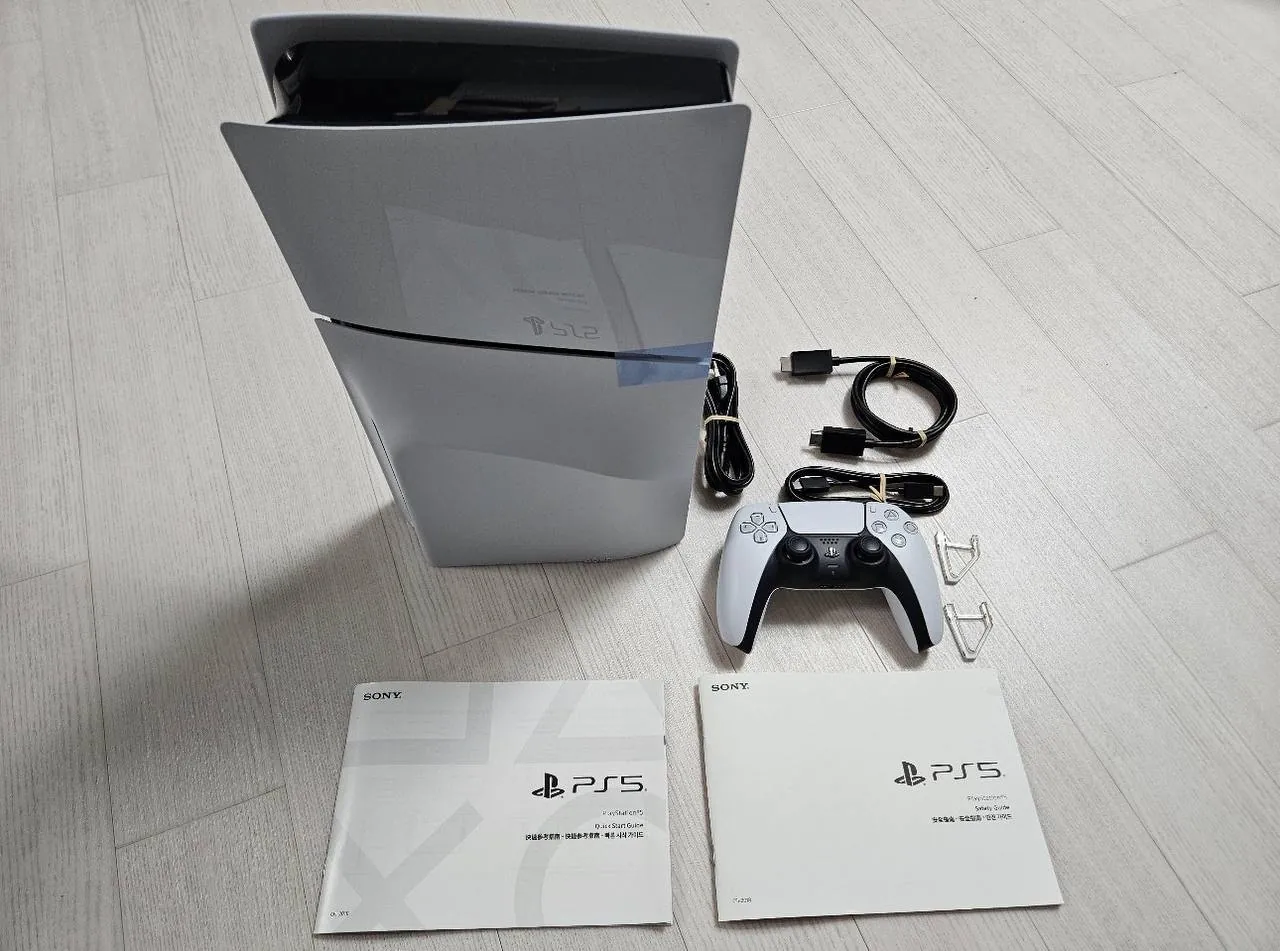 PlayStation 5 Slim с дисководом 1