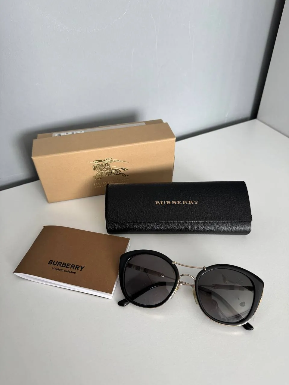 Очки Burberry оригинал в Санджактепе 1