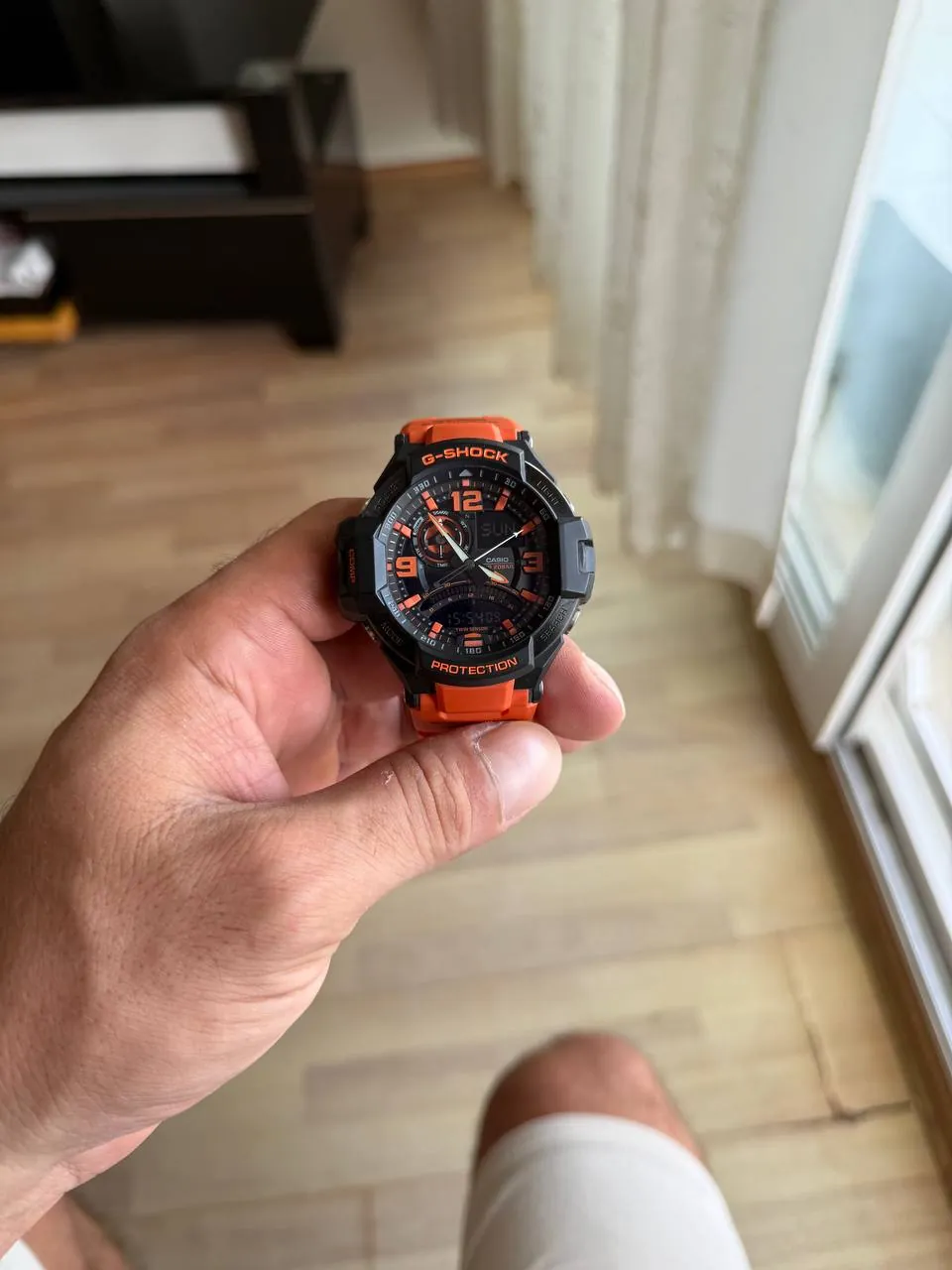 Часы Casio G-Shock GA-1000 1