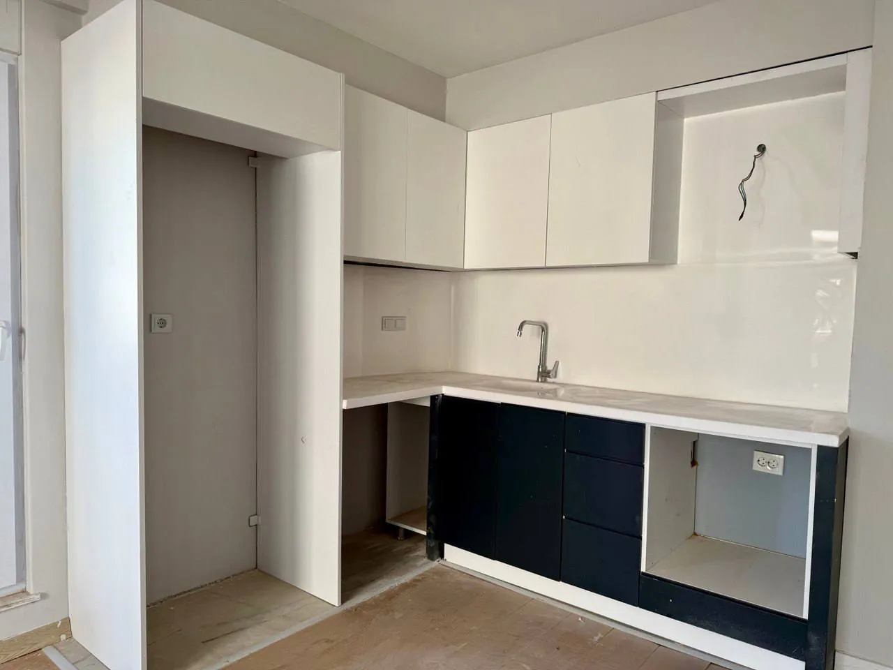 Квартира 1+1 в новом доме в Муратпаша 6