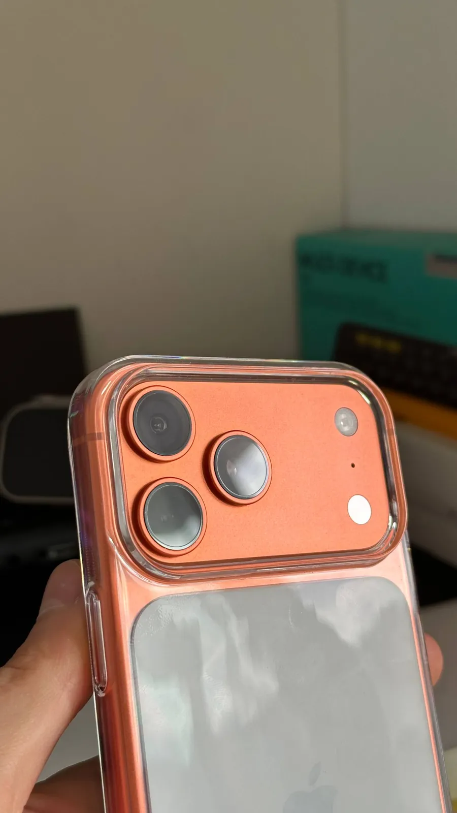IPhone 17 Pro Max 256 ГБ с физической SIM-картой 2