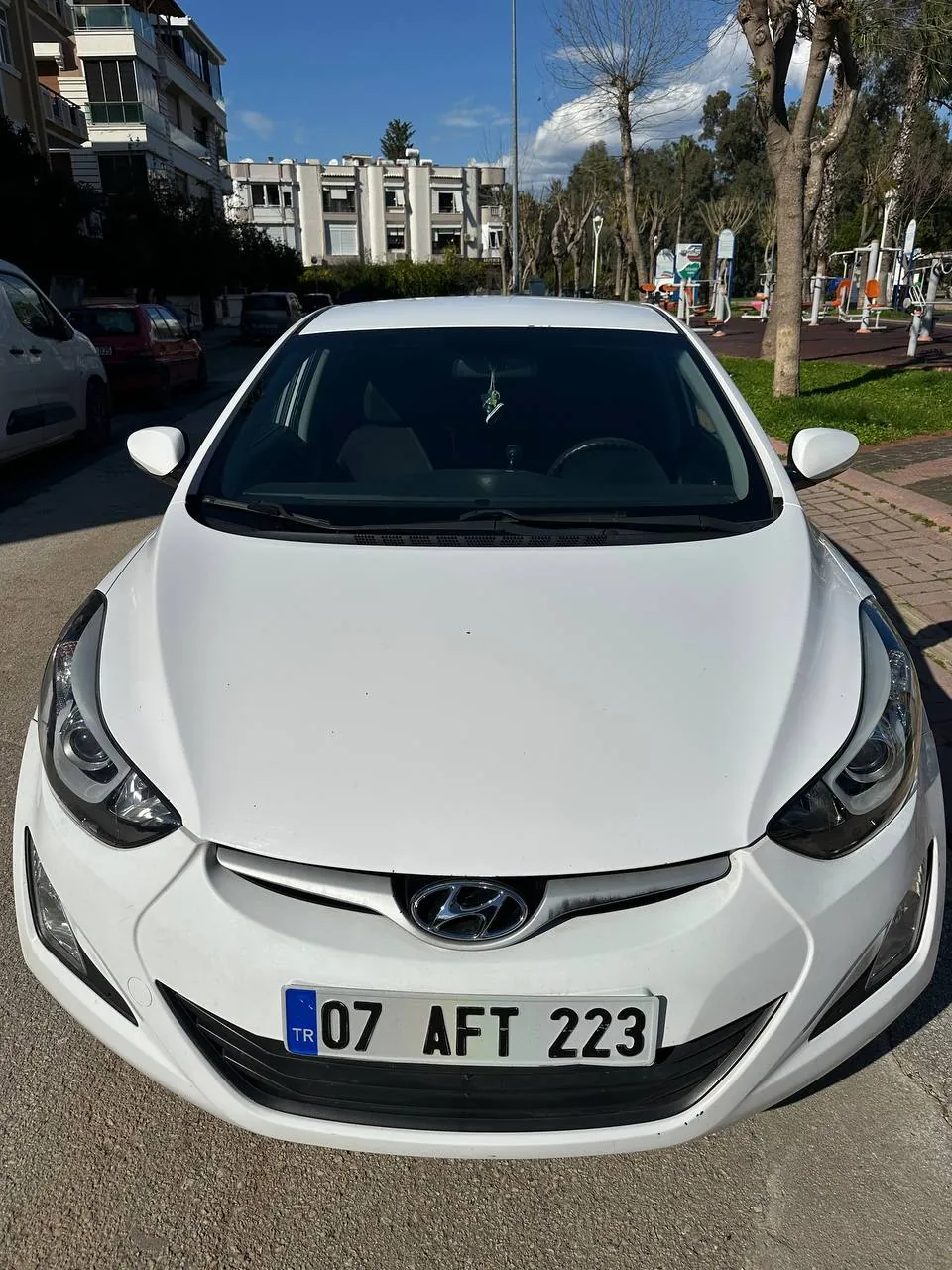 Hyundai Elantra 2014 года с ГБО 1