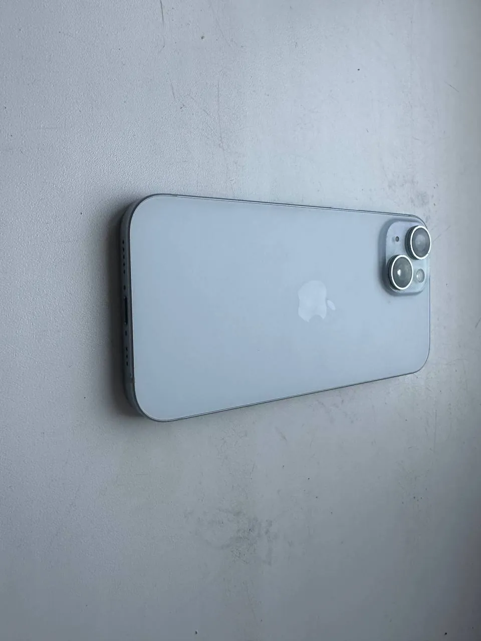 IPhone 15 в отличном состоянии 3