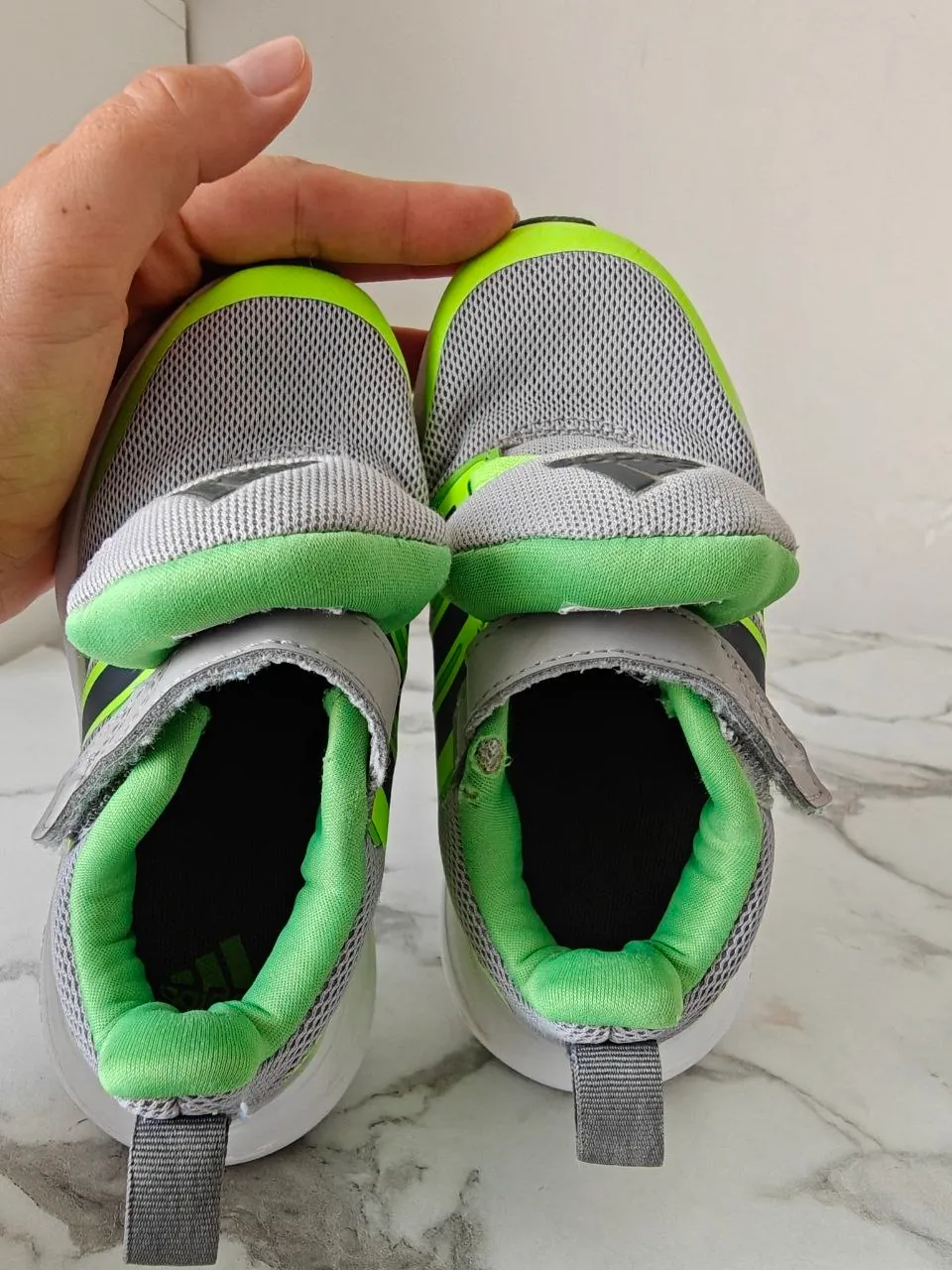 Детские кроссовки Adidas оригинал размер 28 4