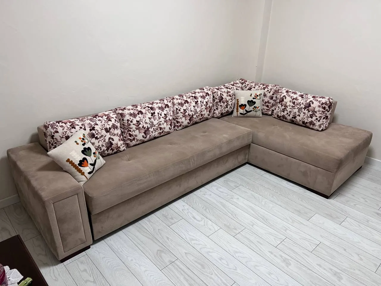 Комплект углового дивана 3,10×1,85 м 2