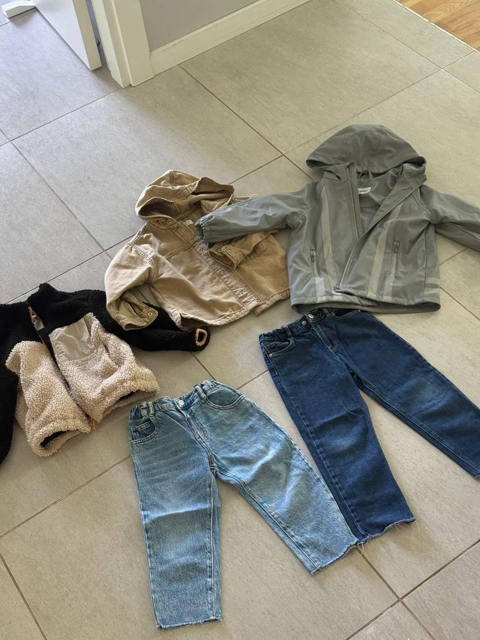 Детская одежда Zara на 3-4 года 1