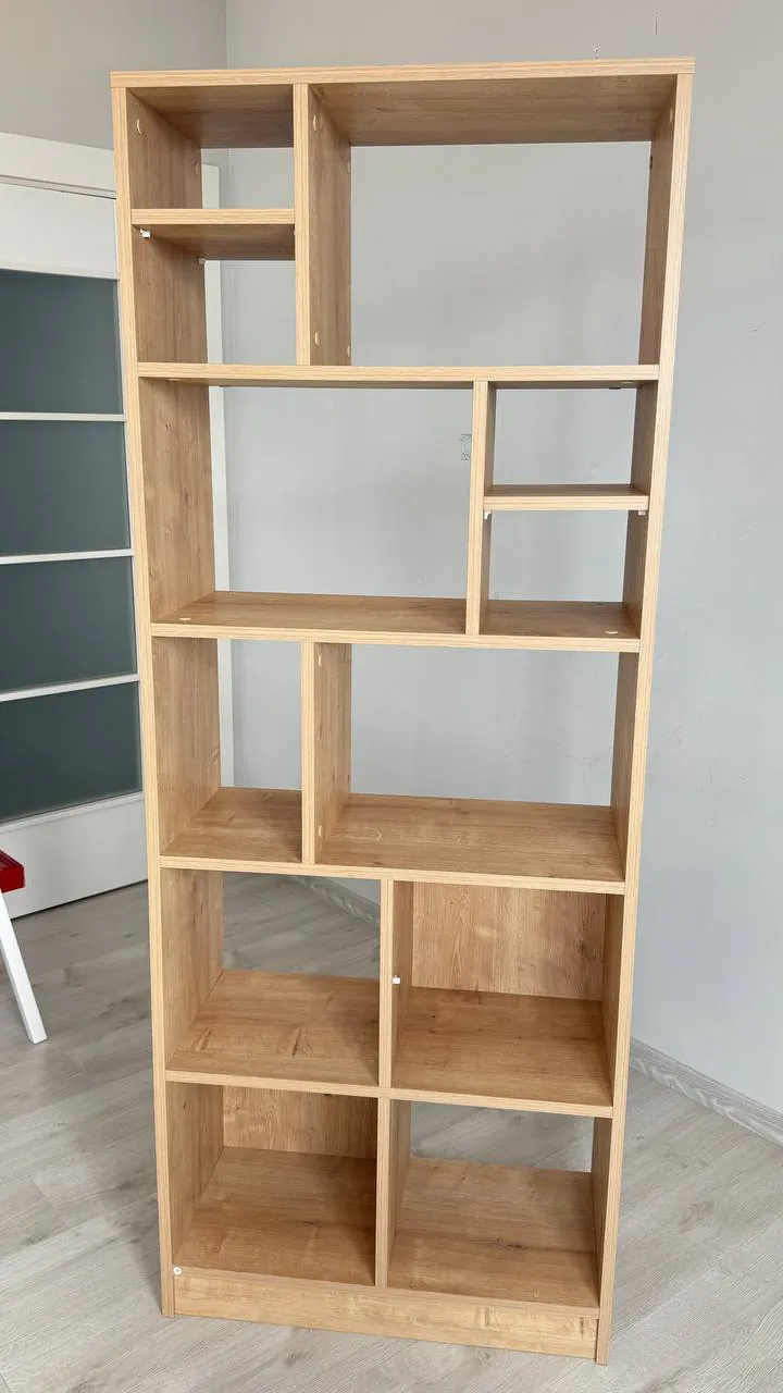 Книжный шкаф 180×33×70 см в Малтепе 1