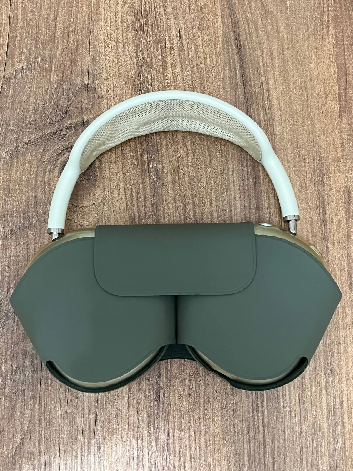 Наушники Apple AirPods Max с кейсом 1