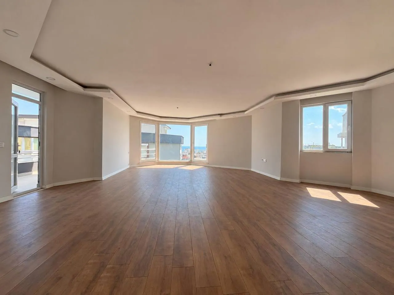 Квартира 3+1 180 м² в Гюрсу, Коньяалты 1