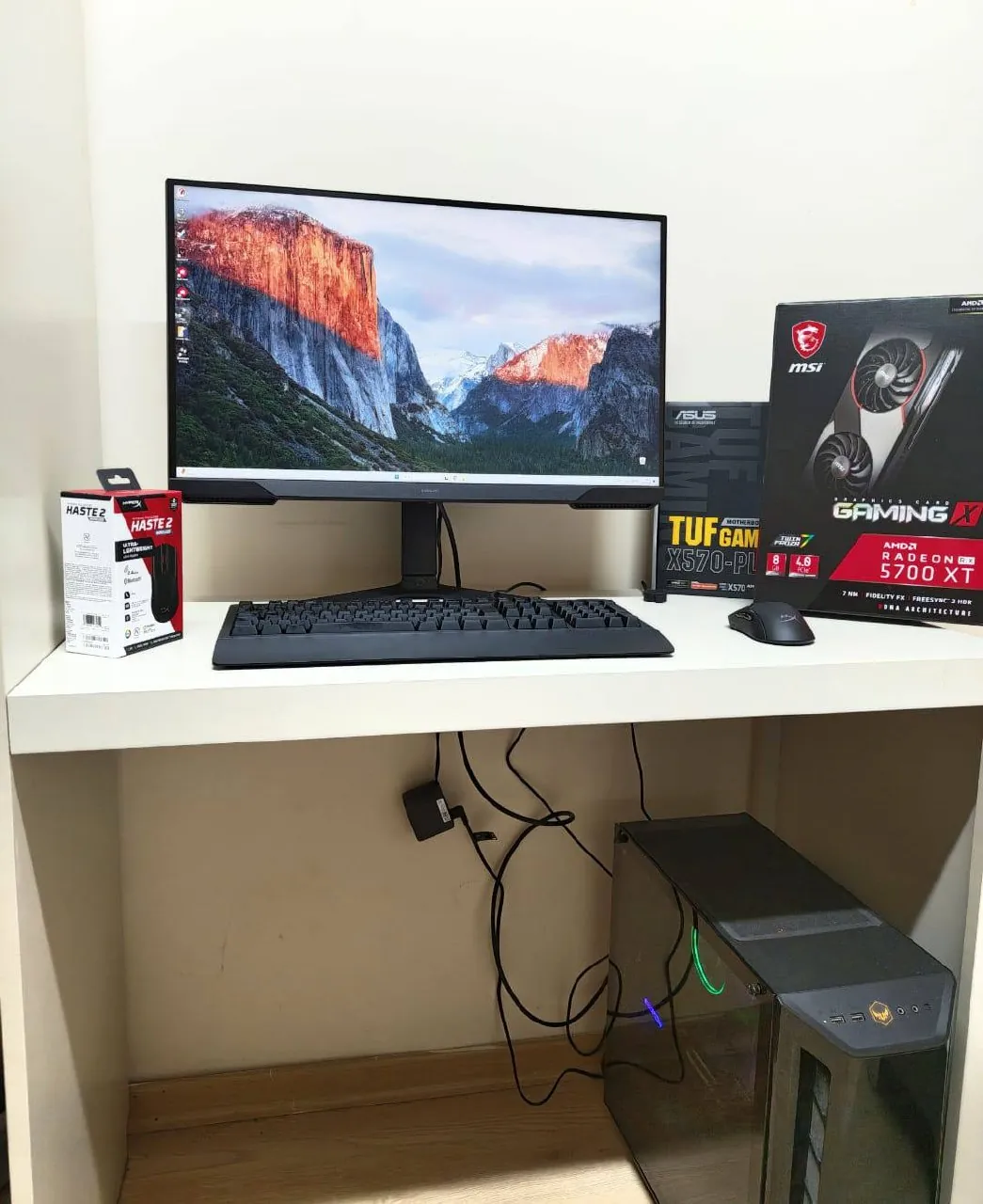 Игровой ПК Ryzen 7 3700X RX 5700 XT и монитор 2