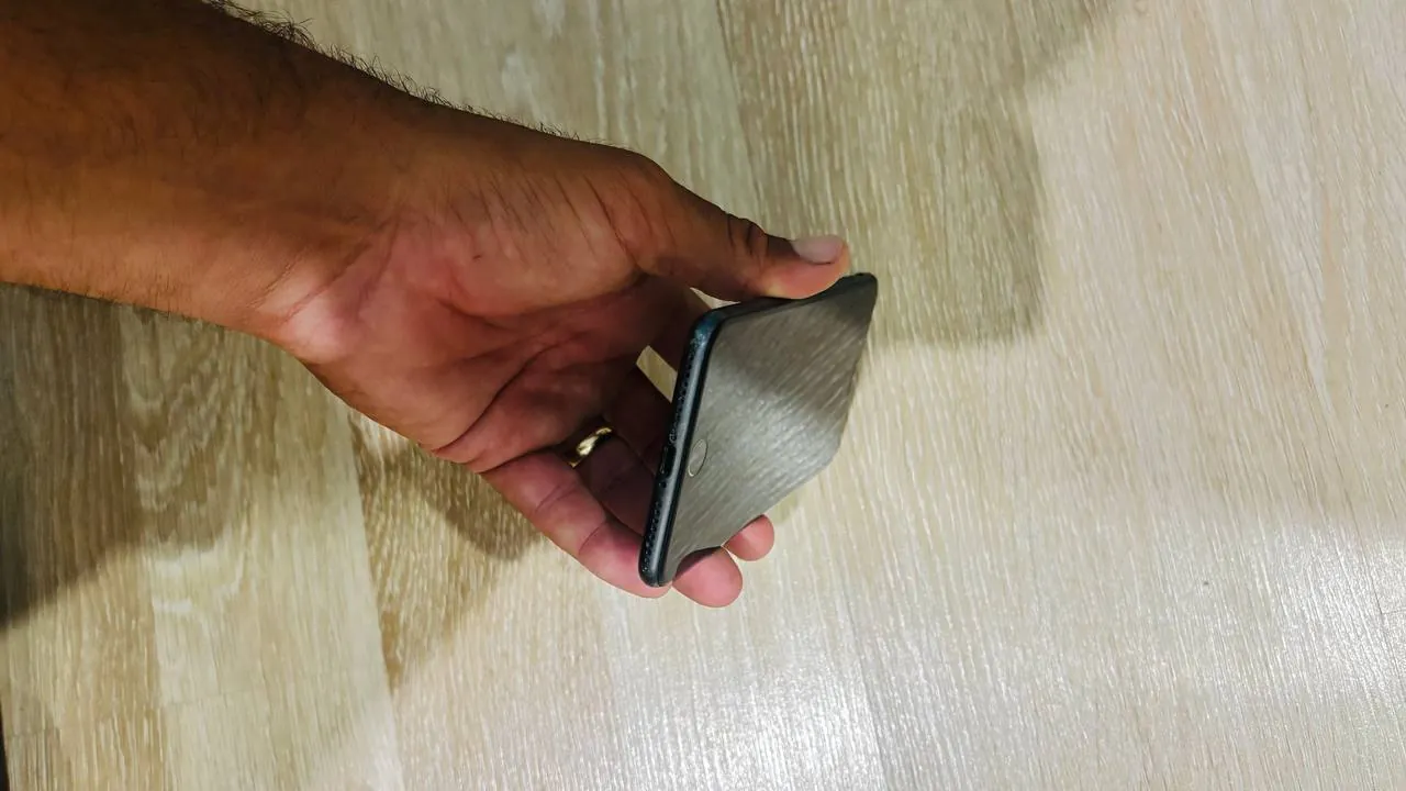 IPhone 8 Plus 64 ГБ, батарея 85% 3