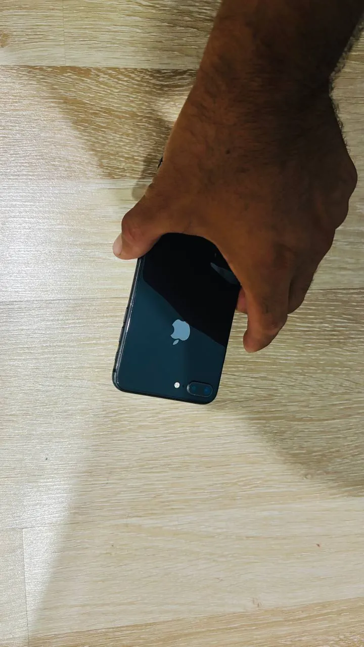IPhone 8 Plus 64 ГБ, батарея 85% 4