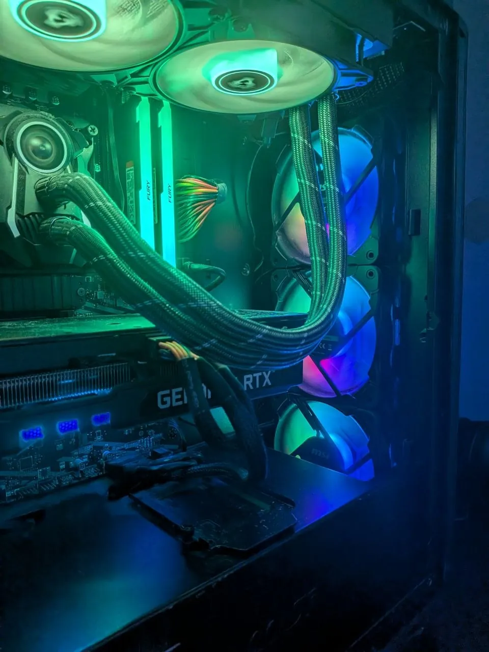 Игровой ПК на Ryzen 5 5600 и RTX 3070 4