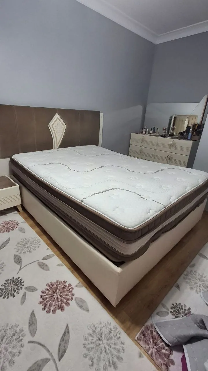 Кровать с ортопедическим матрасом с доставкой и монтажом 3