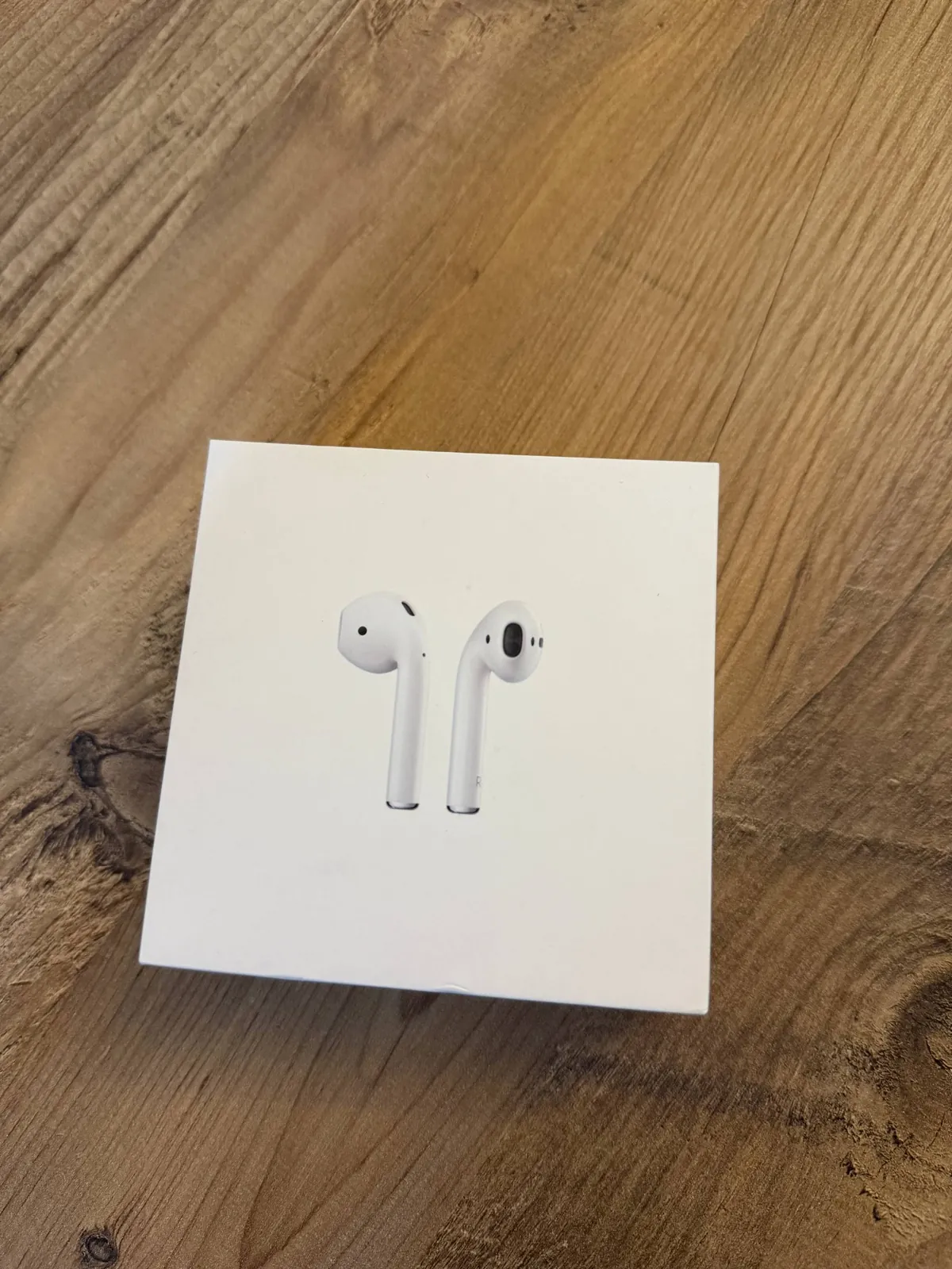 AirPods 2 в идеальном состоянии 2