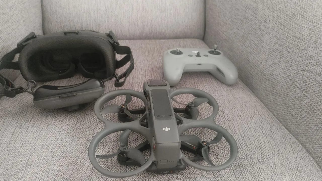 DJI Avata 2 с очками и FPV-контроллером 3