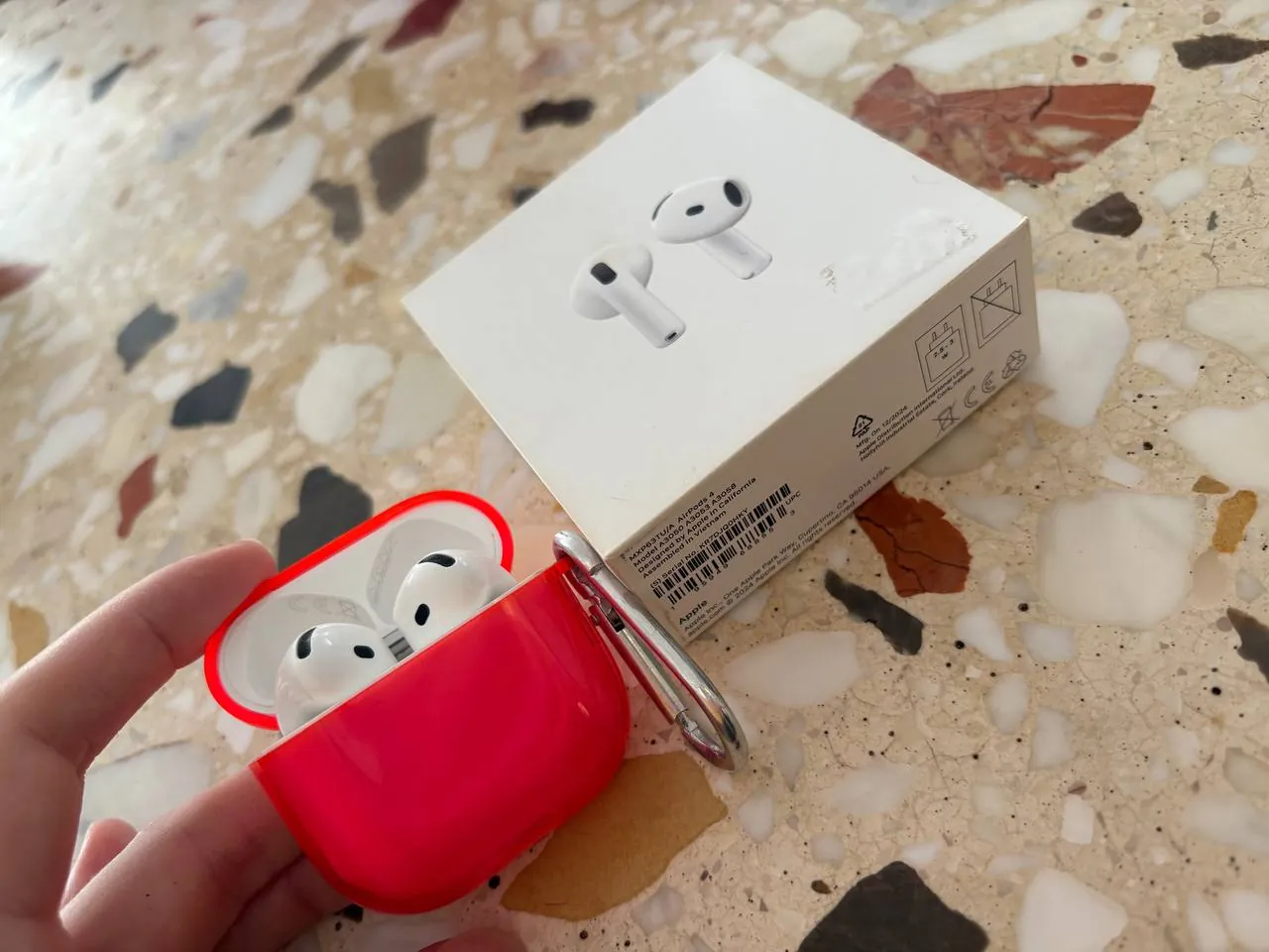 Наушники Apple AirPods 2 в отличном состоянии 1