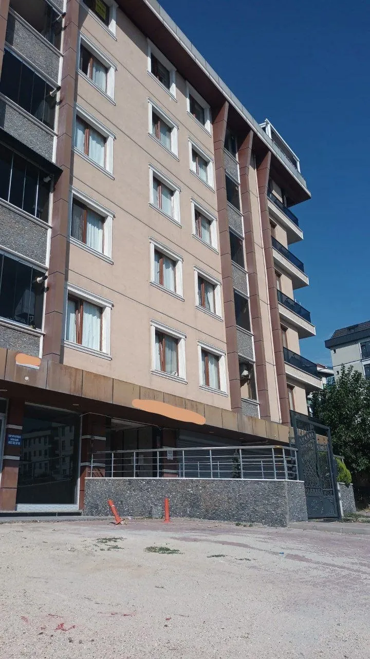 Комната для парня в Бейликдюзю 2