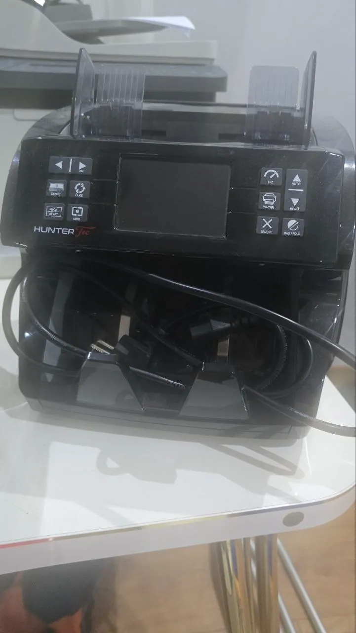 Счётная машинка для купюр Hunter Tec 2700 1