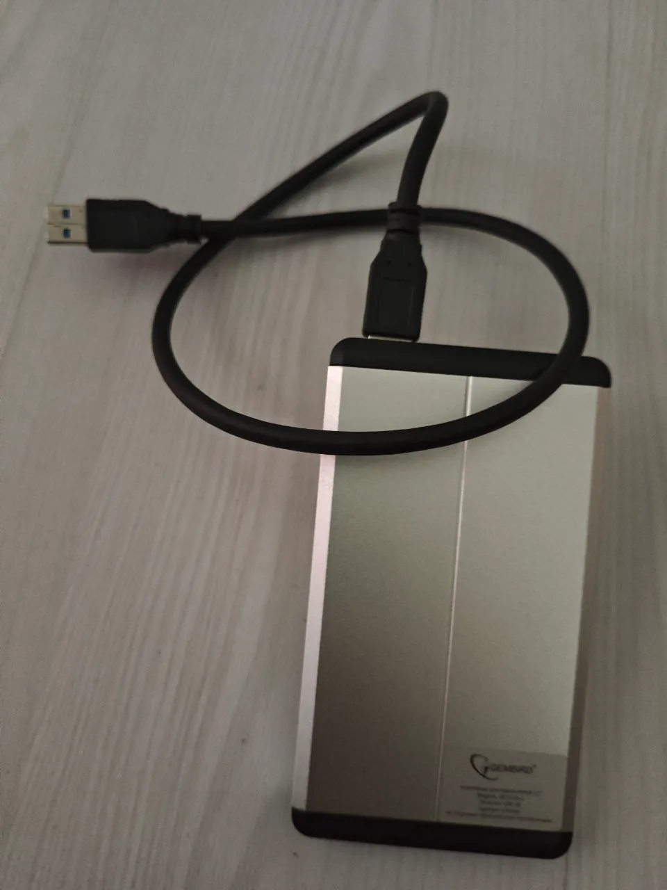 Жёсткий диск HDD объёмом 256 Гб 1