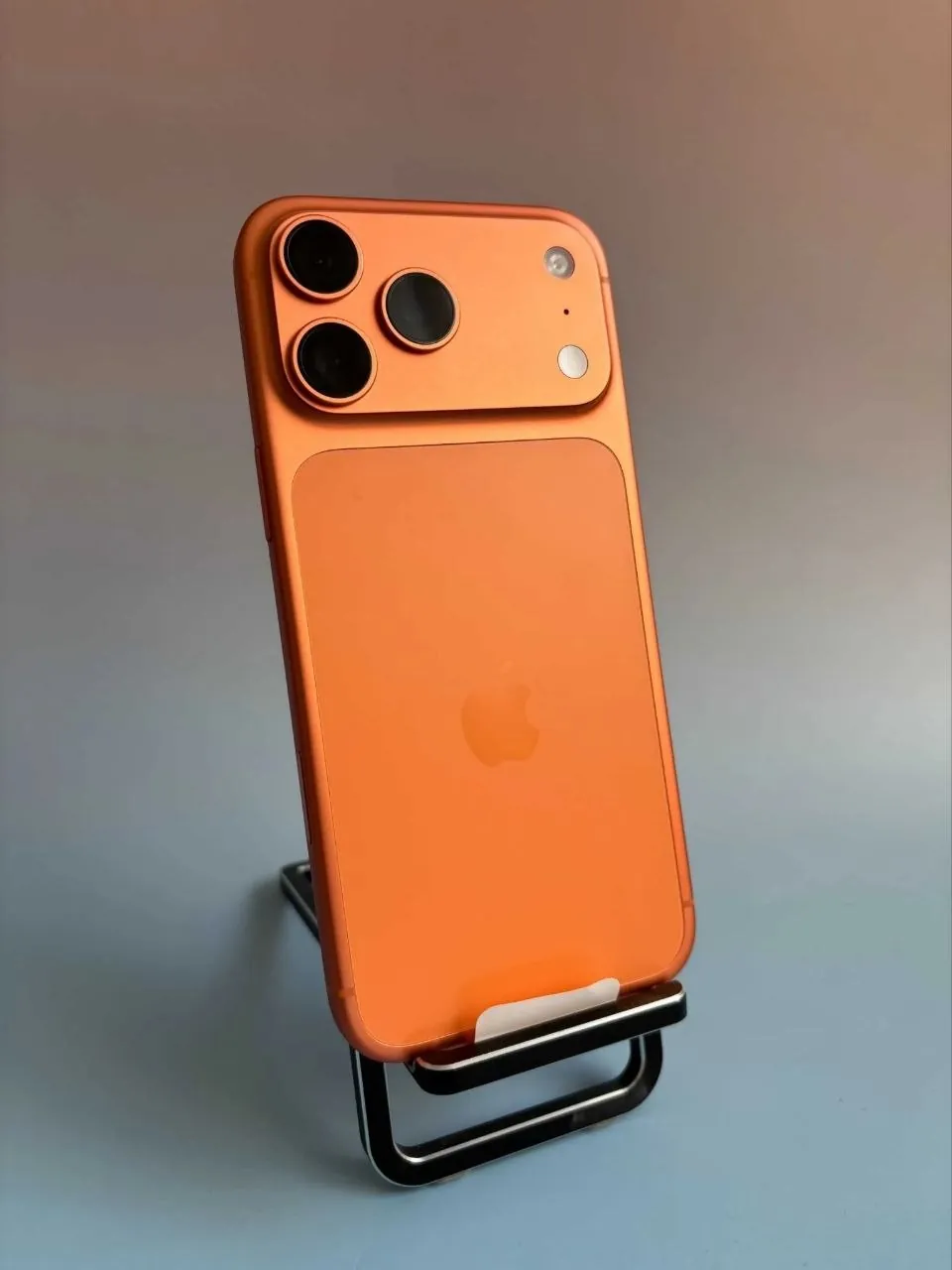 IPhone 17 Pro Max 256GB в идеальном состоянии 1