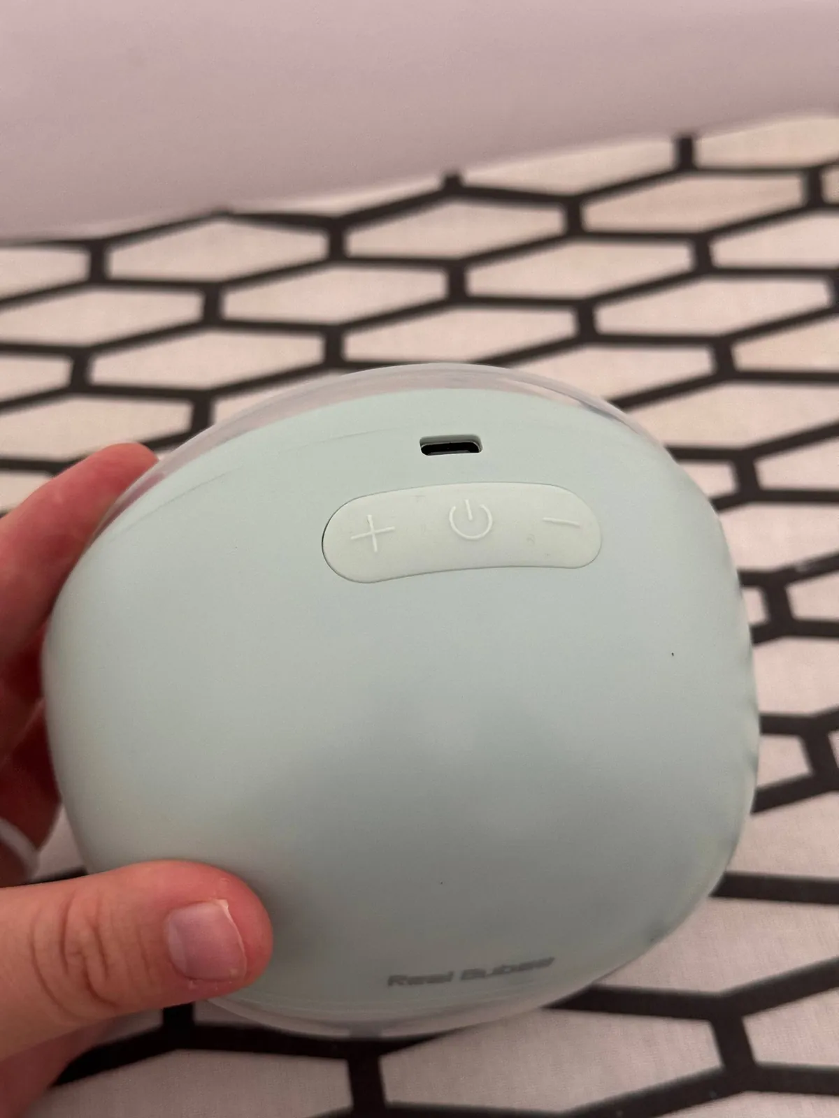 Молокоотсосы Philips Avent и портативный беспроводной 4