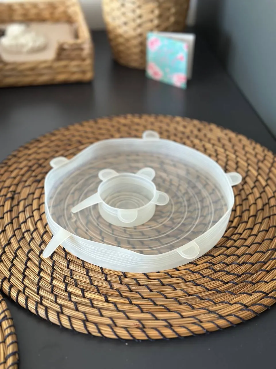 Силиконовые крышки IKEA и ёмкость для орехов 3