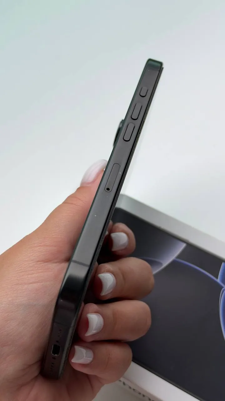 IPhone 16 Pro 1TB в отличном состоянии 4