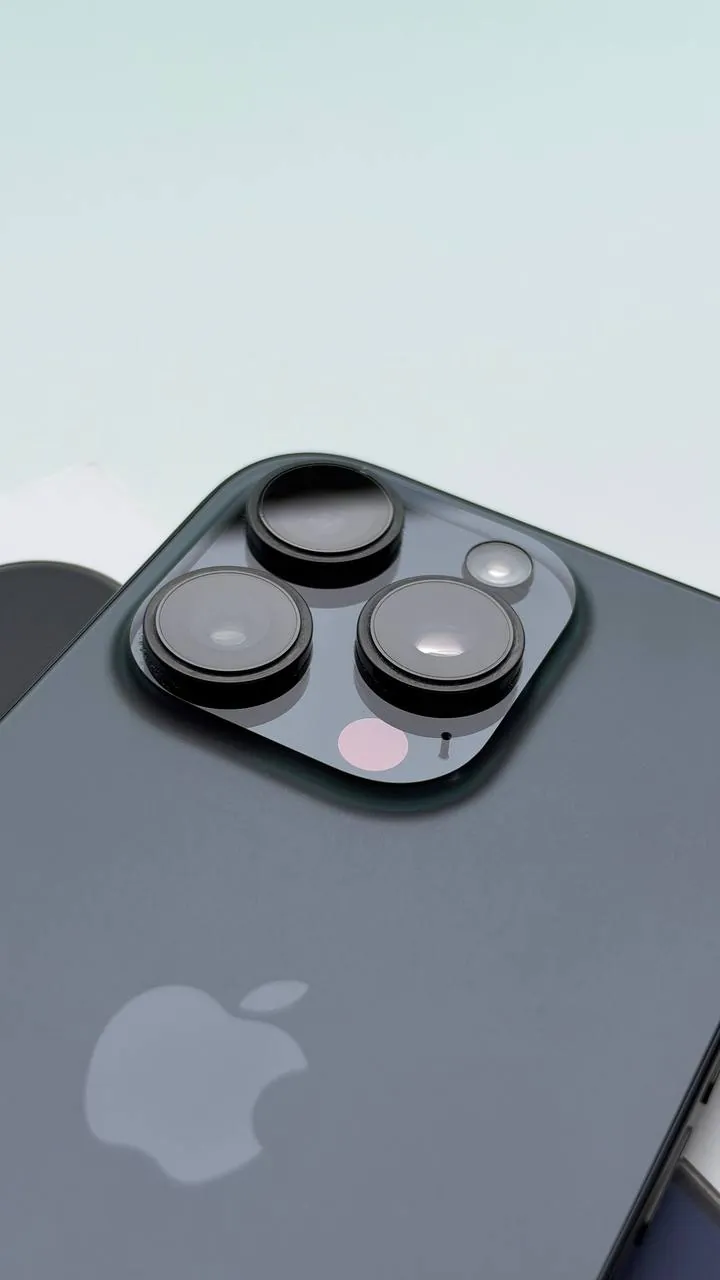 IPhone 16 Pro 1TB в отличном состоянии 5
