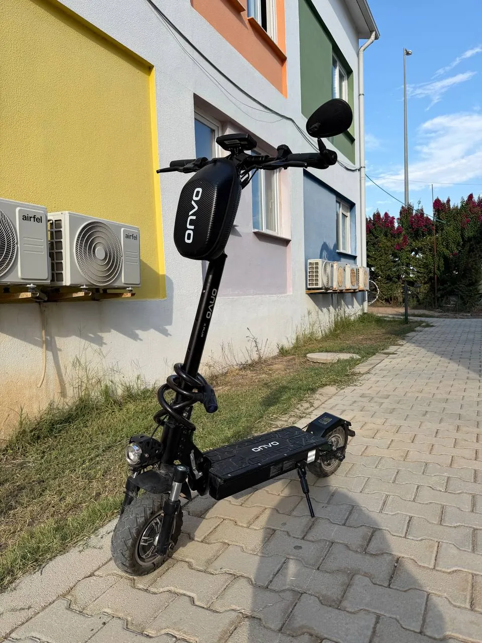 Электросамокат ONVO 13X Plus 1