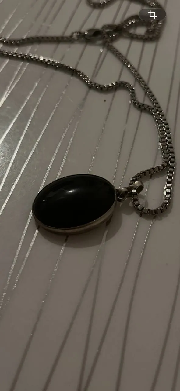 Серебряное украшение с камнем гагат 1