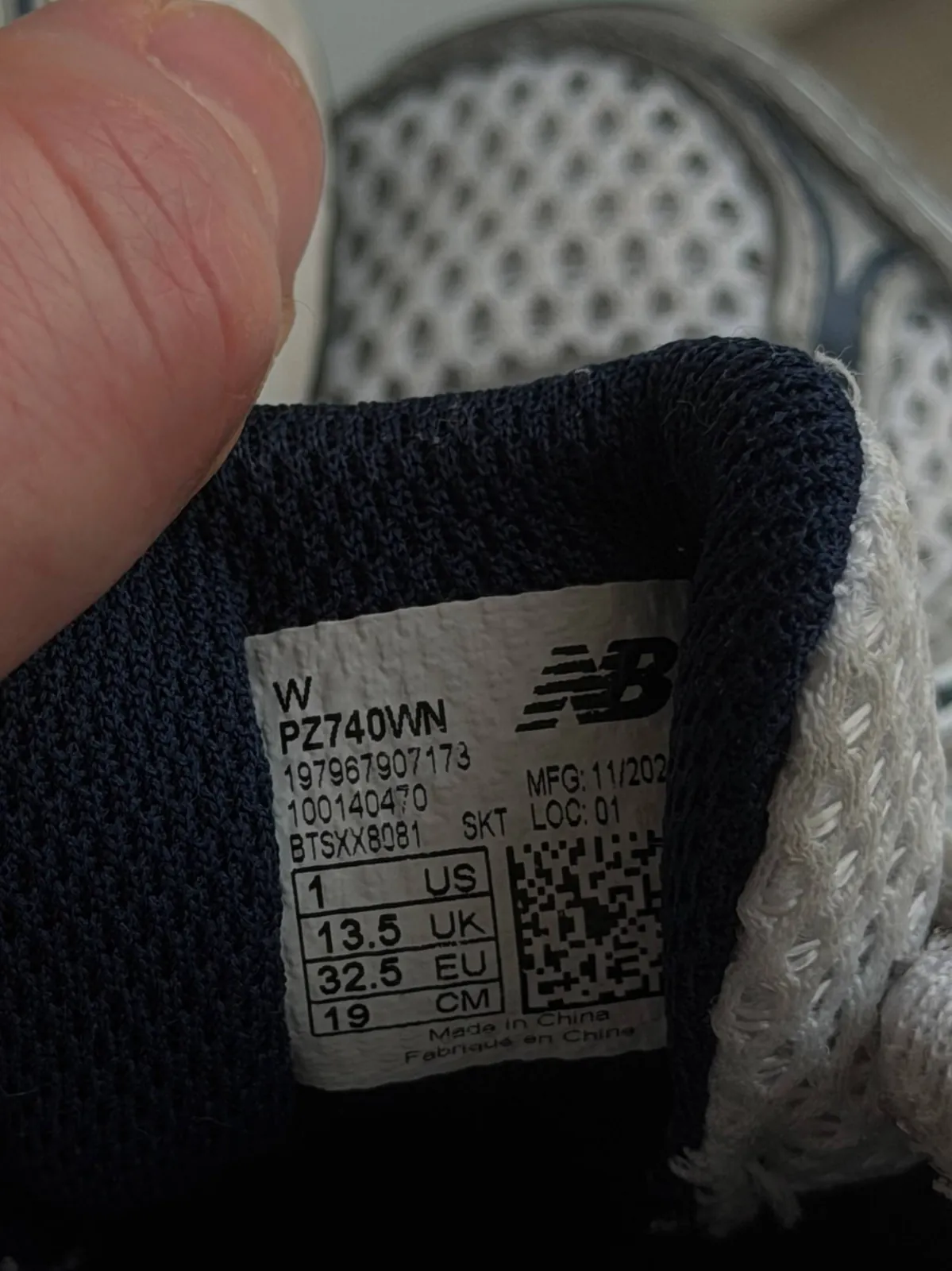 Детские кроссовки New Balance 740, размер 32,5 3