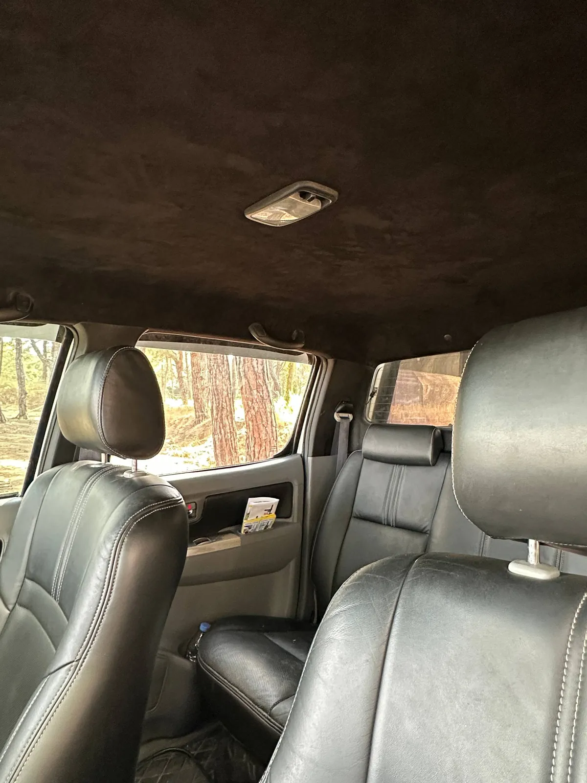 Toyota Hilux 2010 года в хорошем состоянии 2