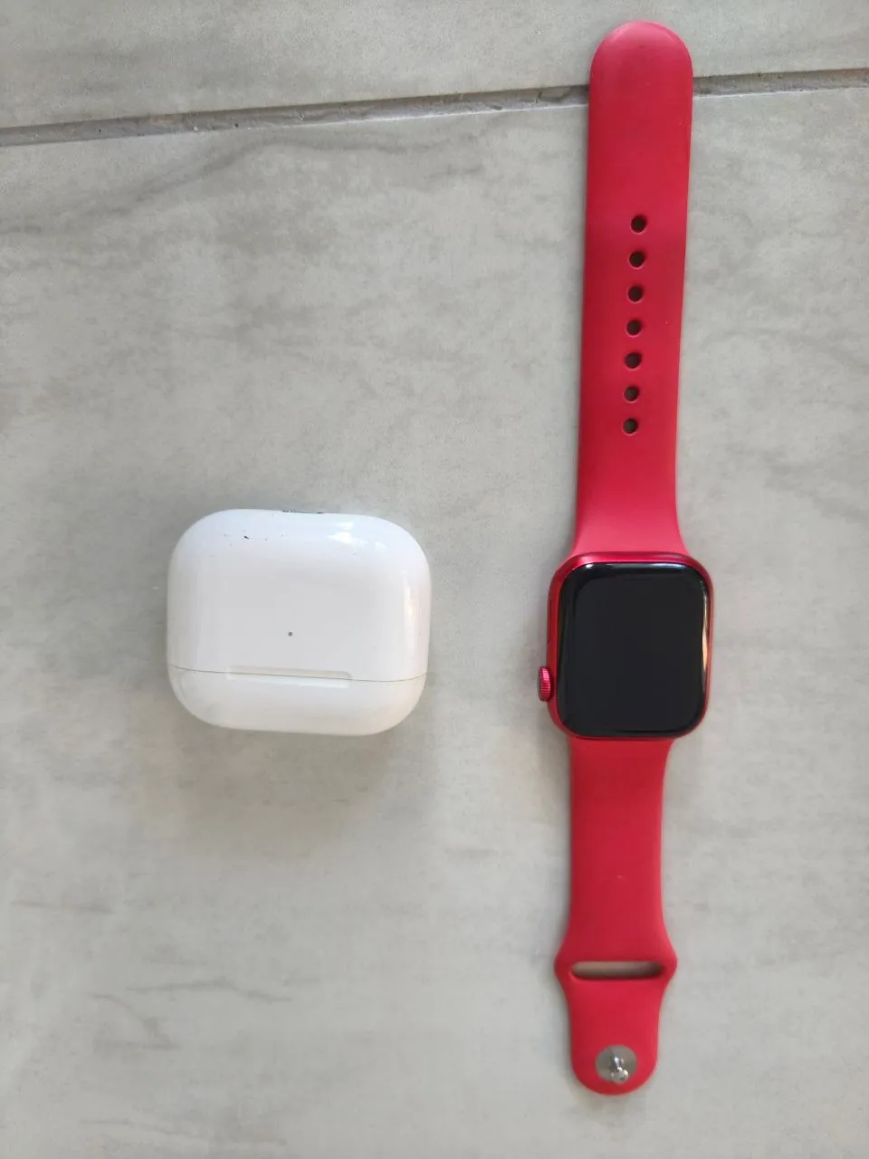 Apple Watch Series 8 и AirPods 3 в Аланье 1