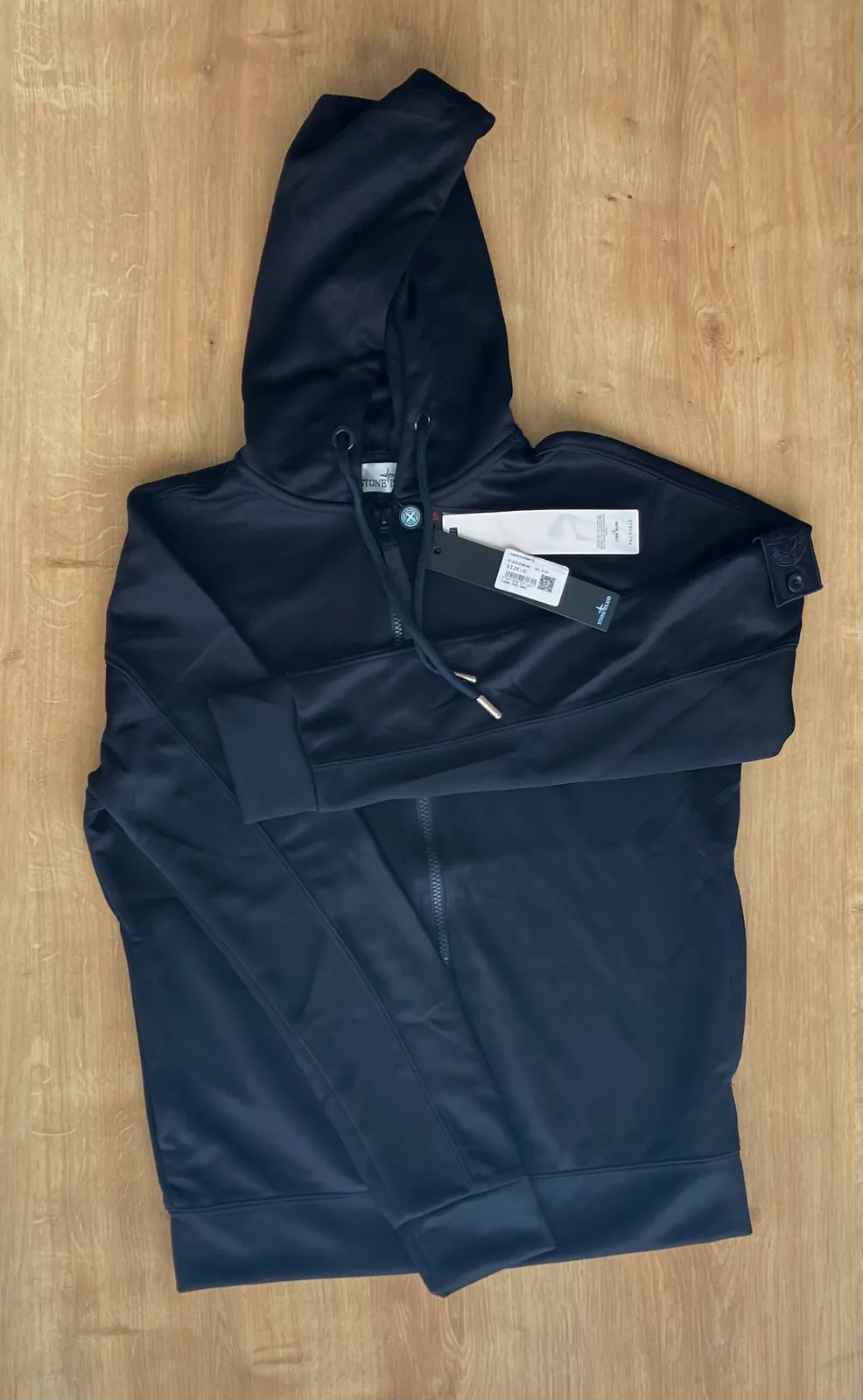 Комплект Stone Island из толстовки и брюк 1