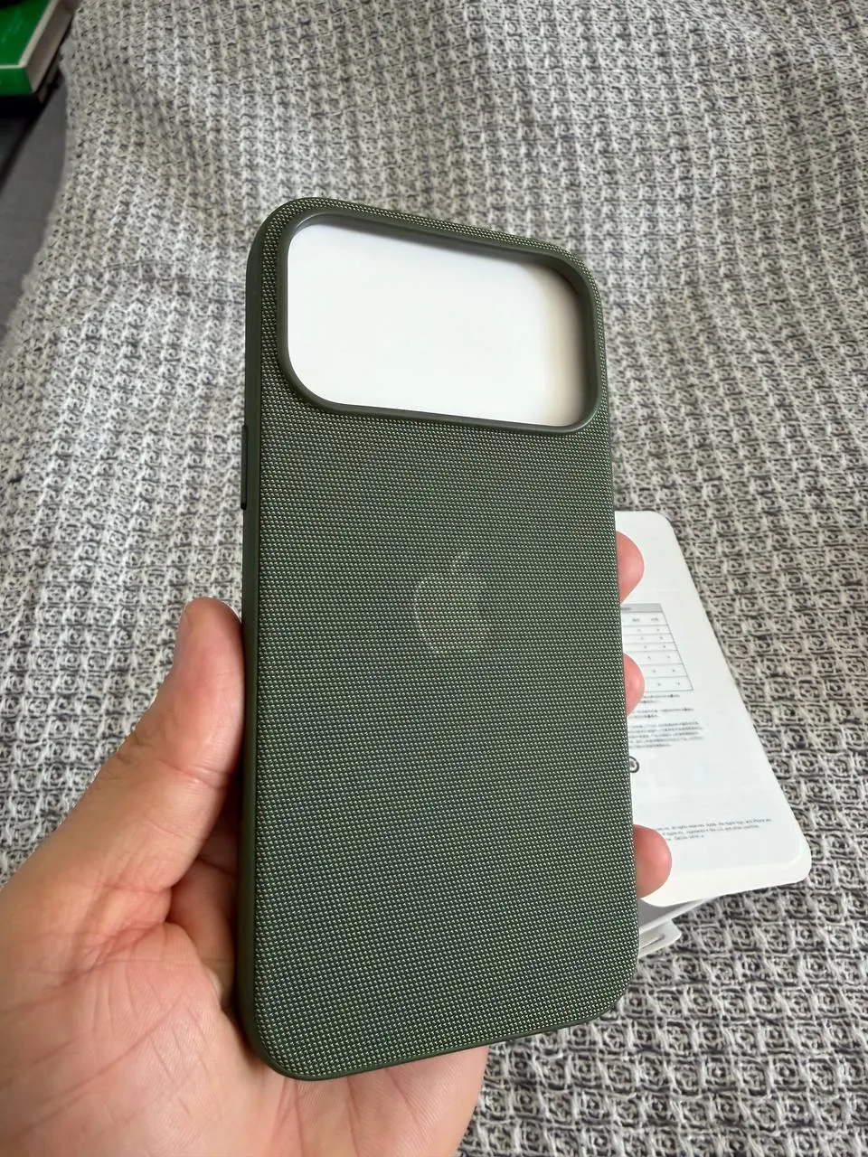 Чехол для iPhone 17 Pro Max 2