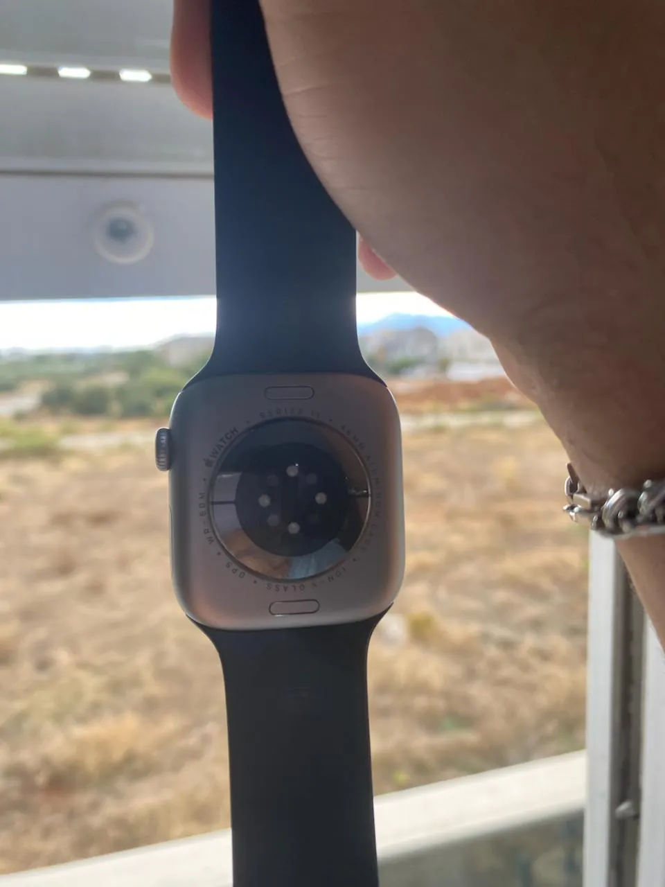 Apple Watch Series 11 46mm с ремешками 2