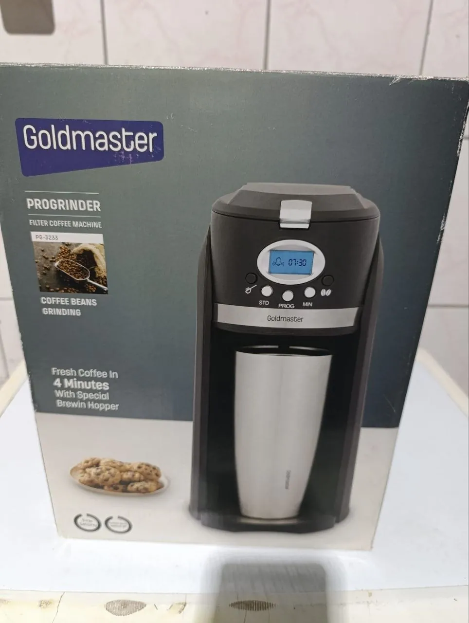 Кофемашина Goldmaster PG-3233 с кофемолкой 1