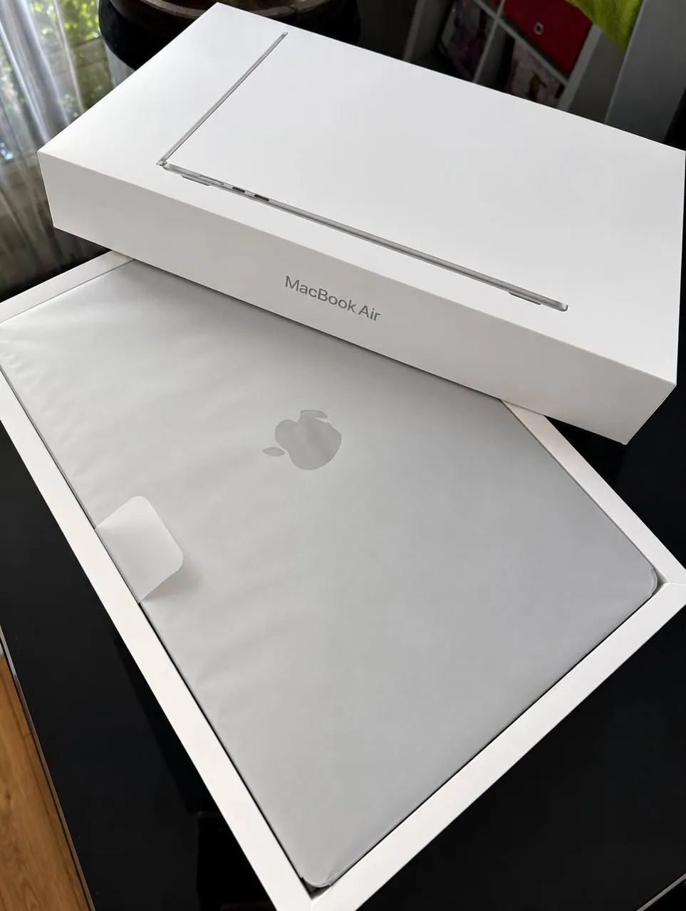 Ноутбук MacBook Air 15 M5 с 24 ГБ ОЗУ 1