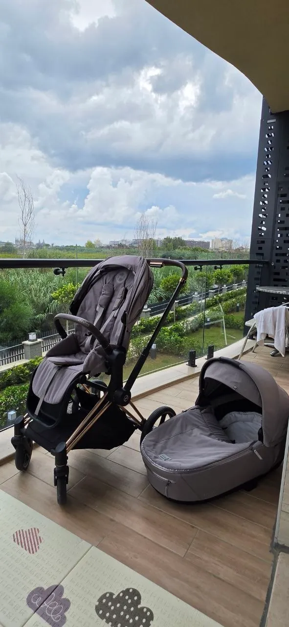 Детская коляска Cybex Priam 4 с автокреслом, район Лара 2
