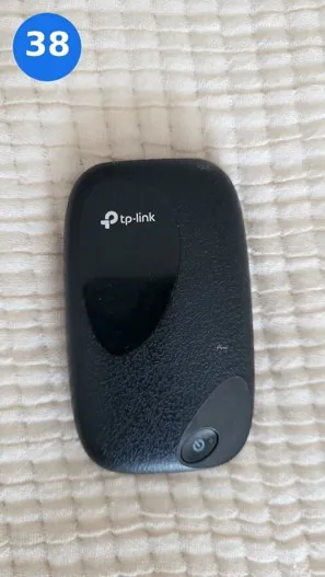 Портативный Wi-Fi роутер TP-Link 1