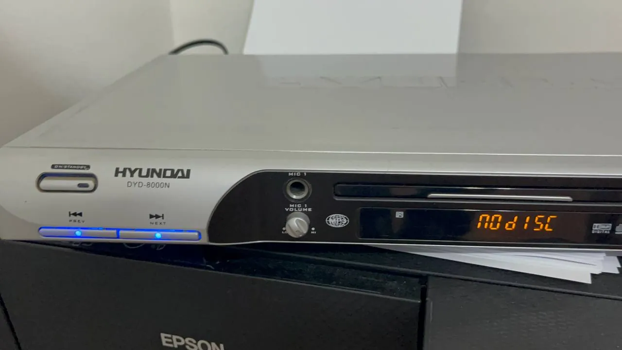 Dvd player 600₺ 2