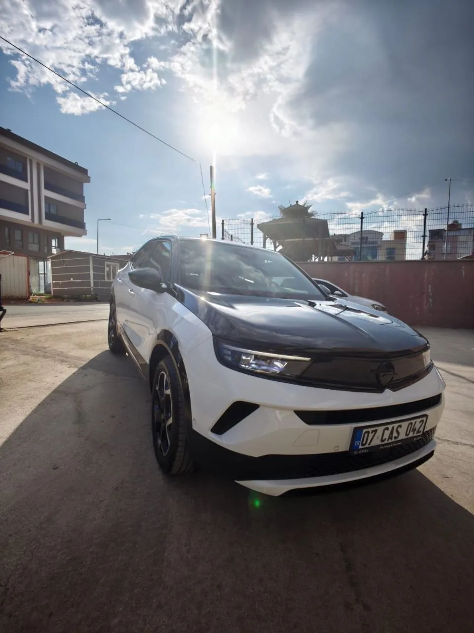 Opel Mokka 2025 года на автомате 1