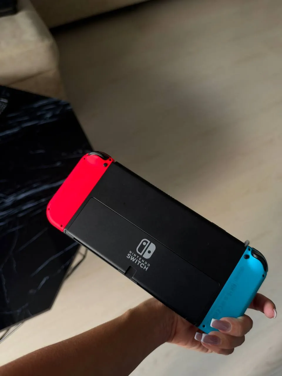 Nintendo Switch OLED 64GB с картой памяти 256GB 9