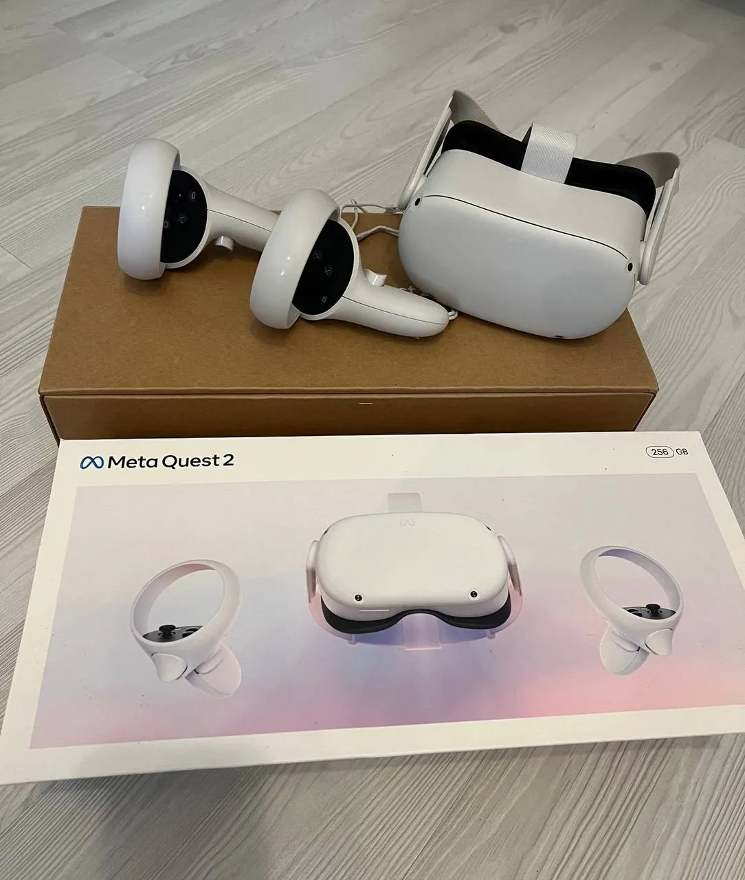 VR-шлем Meta Quest 2 256GB 1